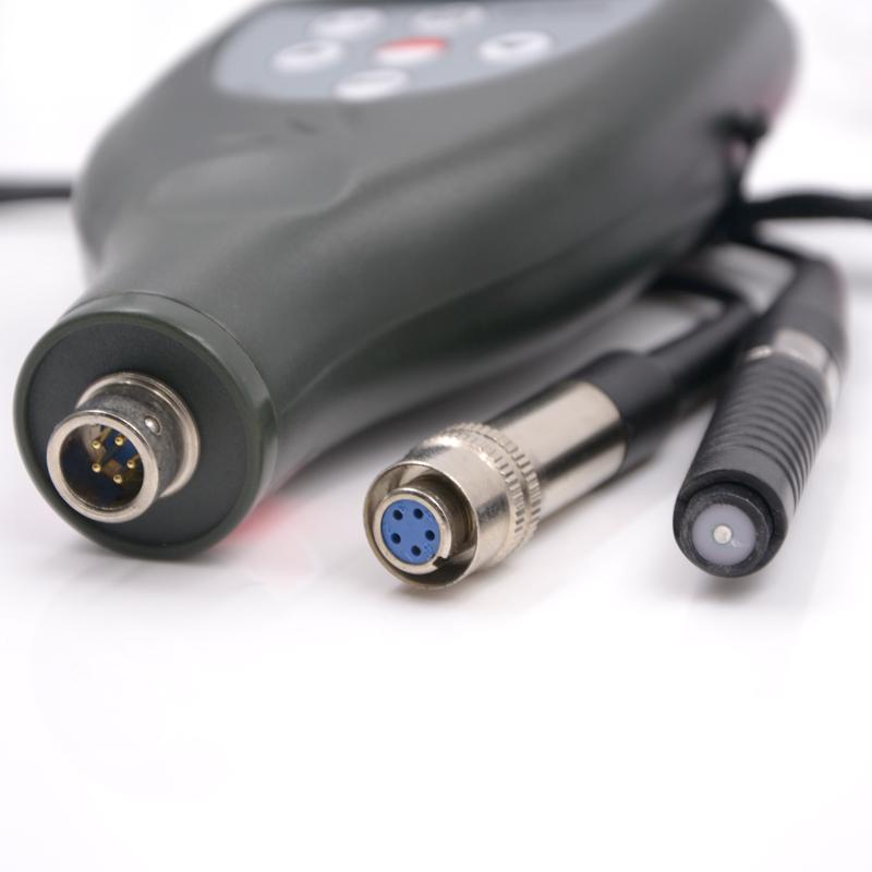 兰泰CM8826n干漆膜测厚仪显示屏细节图