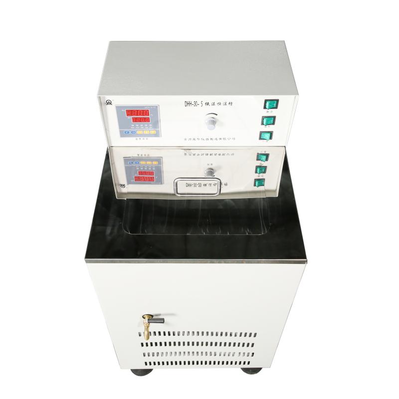 常州荣华 DHH-30-5低温恒温槽俯视图