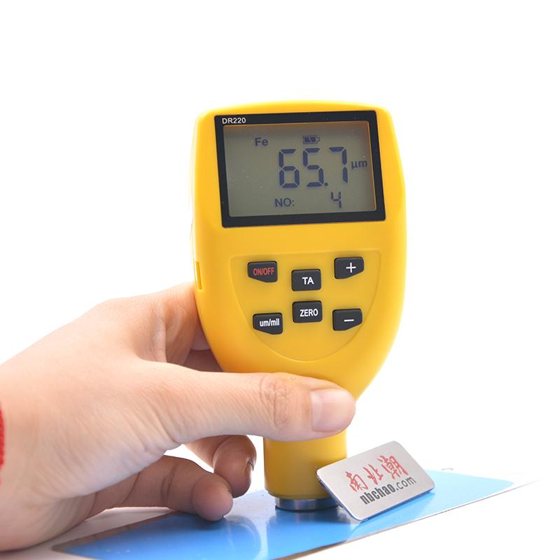 东如DR220一体式涂层测厚仪测量图