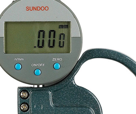 山度仪器LP-D1030测厚仪（数显百分）按键显示屏细节图