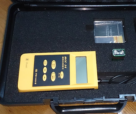 上海华阳HCC-24磁阻法涂层测厚仪内包装图