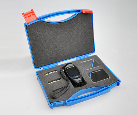 成企鑫CQ-X6精密涂层测厚仪主机及校准片图