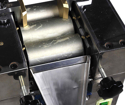 现代环境XD-20-65/T(合金钢)三辊研磨机辊筒细节图