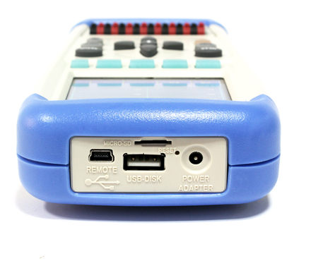 安柏AT4208便携式多路温度测试仪接口细节图