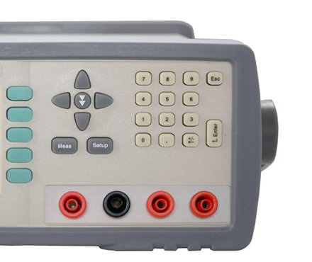 安柏AT186台式万用表按键细节图