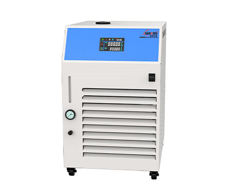 佳航JH-1200冷却水循环装置正面图