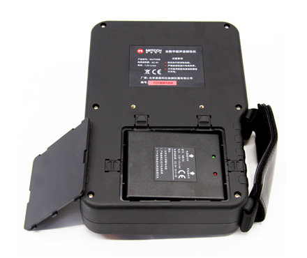 美泰科仪MUT550B数字式超声波探伤仪背面图