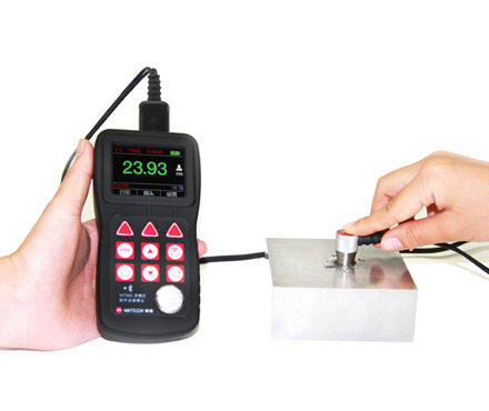 美泰MT600高精密超声波测厚仪测试展示图