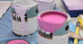 What is the reason for the turbidity or gelation of the paint after opening the bucket, and how to deal with it? Picture 1