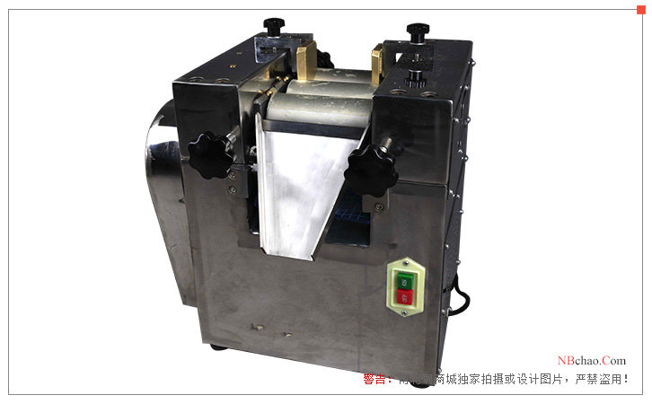MODERNERal coating three-roller Grinder XD-20-65/T (aluminum oxide) side view