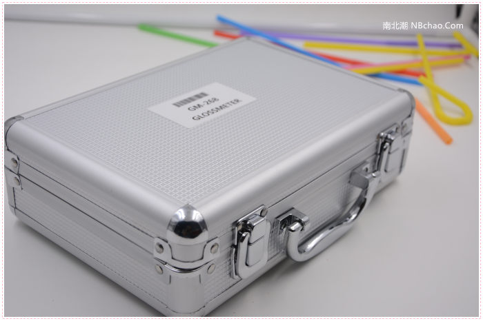 GM-268 Lantai Gloss Meter Unpacking Evaluation Picture 1