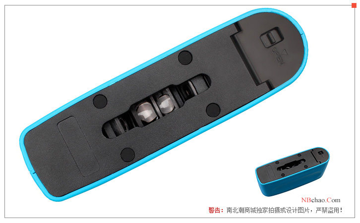 Details of the measuring port at the bottom of IWave WG75 Paper Gloss Meter