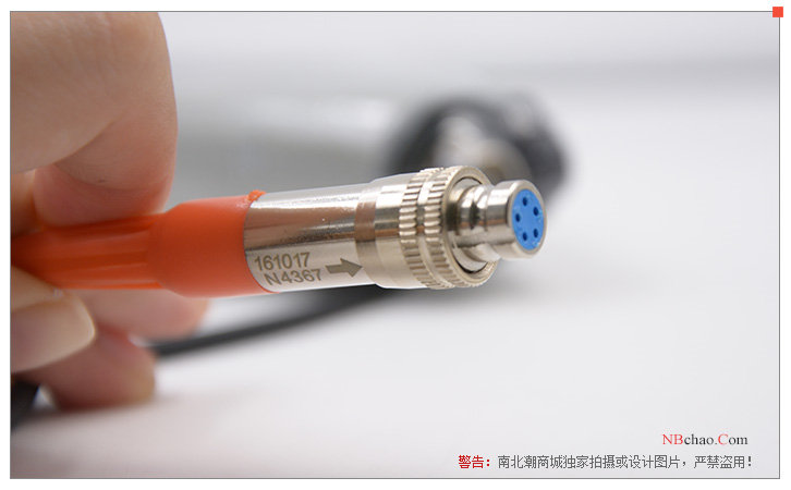 Detail of the AC-110AS dual-purpose coating Thickness Gauge probe