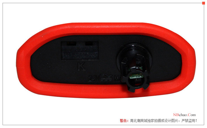 Detail of TASI-622 thermocouple thermohygrometer type K thermocouple interface
