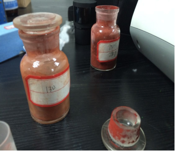 Desktop color difference meter used in powdered iron oxide color difference control skills with Figure 1