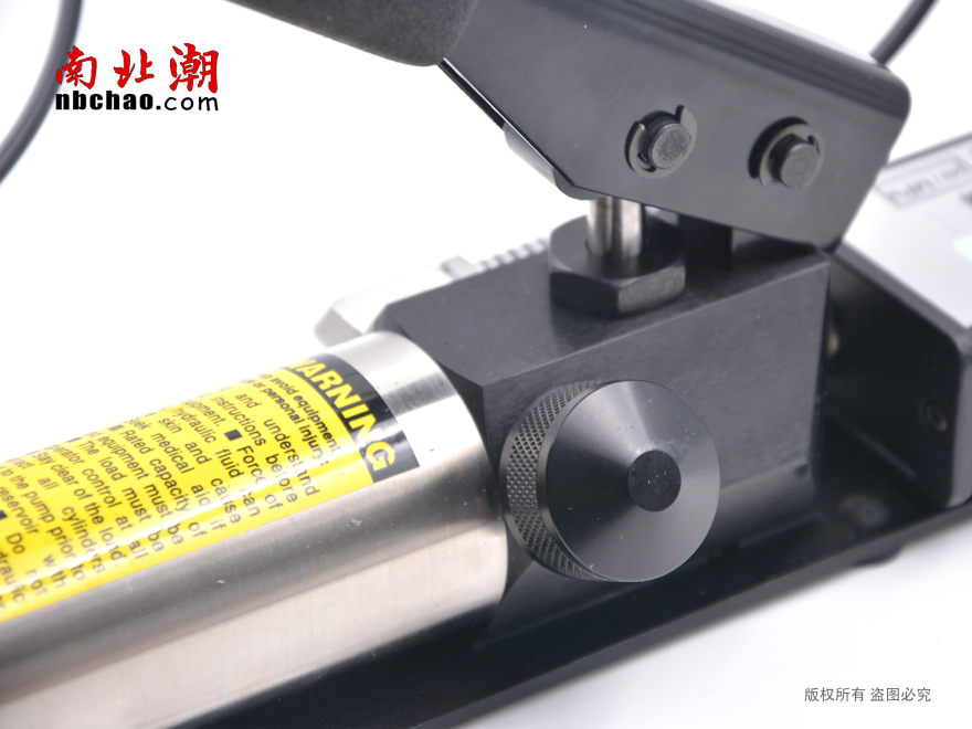 Appreciation of beautiful pictures of Defelsko PosiTest AT-A/AT-M adhesion Tester with picture 5