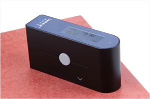 Weifu WG60 gloss meter test scene
