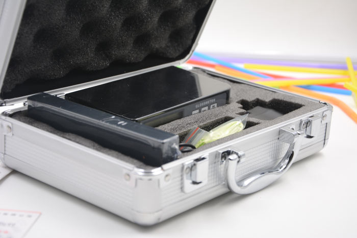 LANDTEK GM-268 three-angle gloss meter packaging drawing