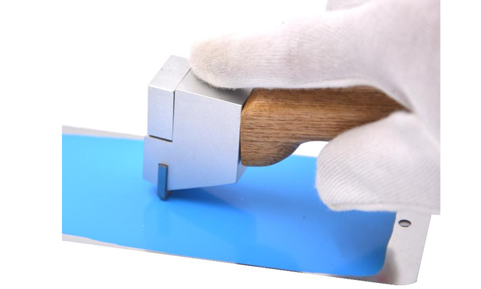 The main reasons for the failure of the wet adhesion test are shown in Figure 1