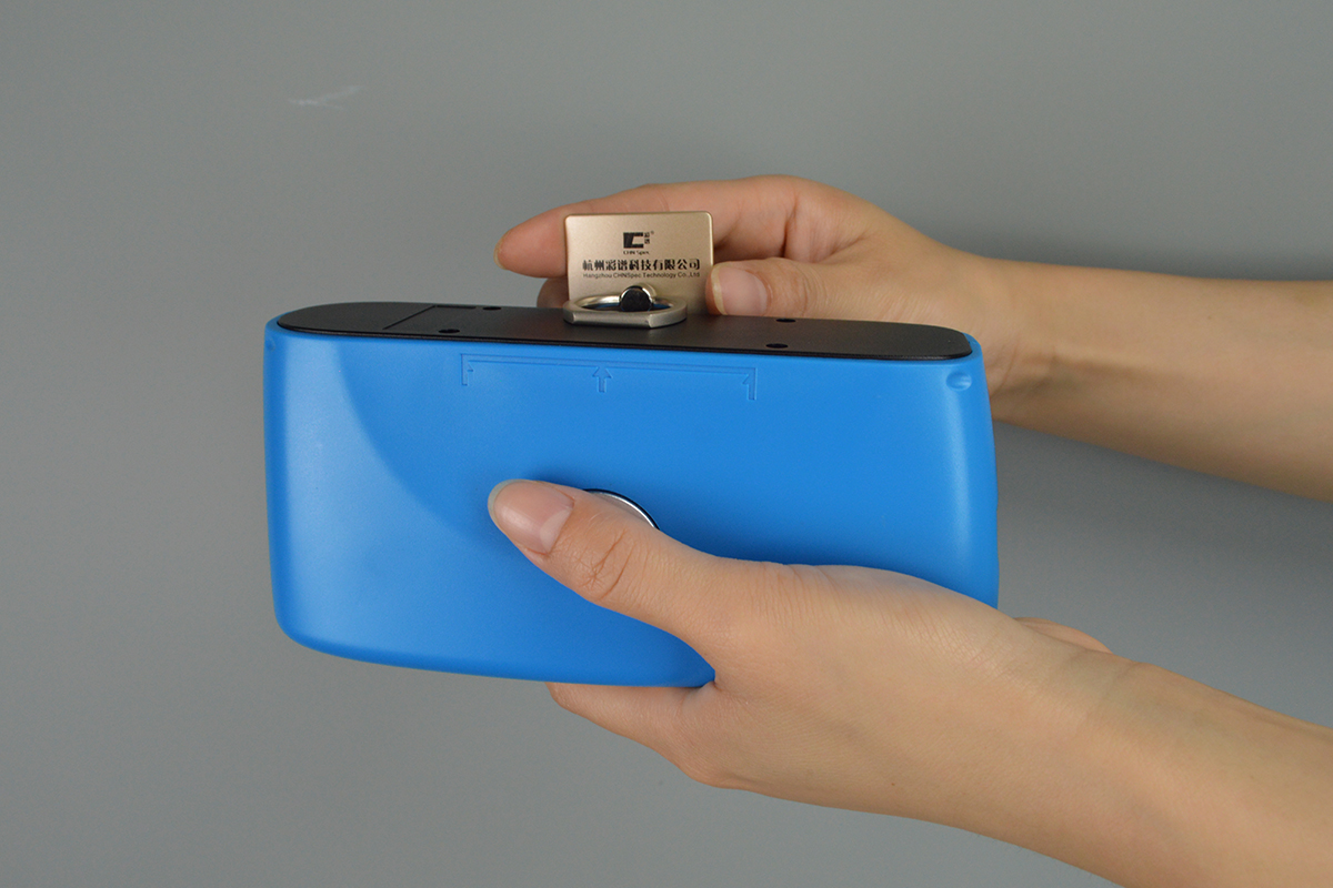 The CS-300S microporous gloss meter shows Figure 2