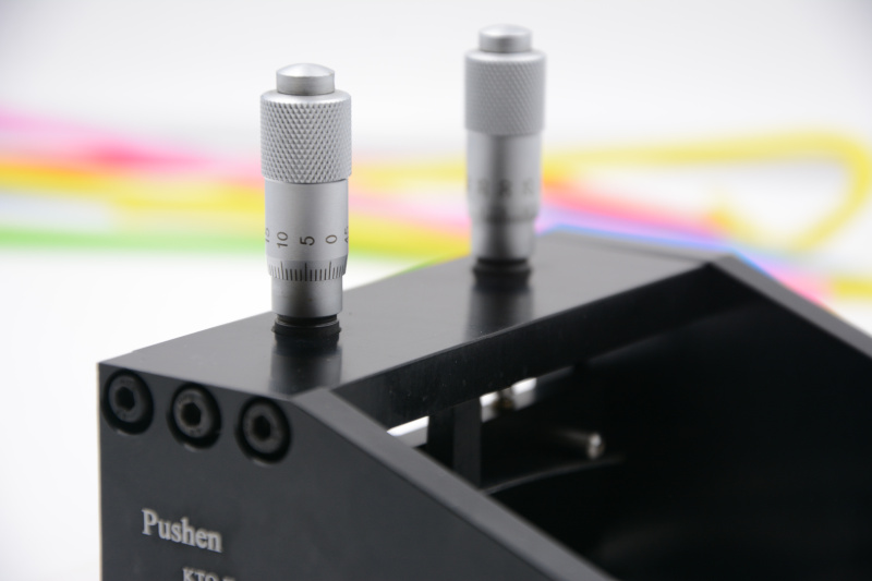 Figure 2 shows the principle and structure of the adjustable Film Applicator