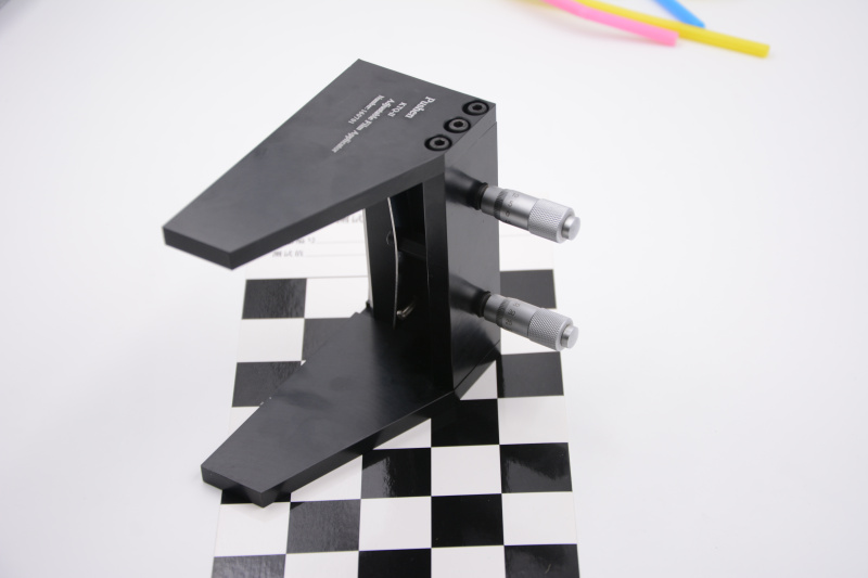 Figure 6 shows the principle and structure of the adjustable Film Applicator