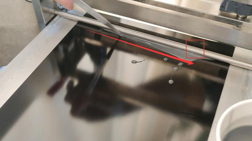 Application case of experimental automatic film coating machine: high-precision preparation of topcoat on iron plate with picture 1