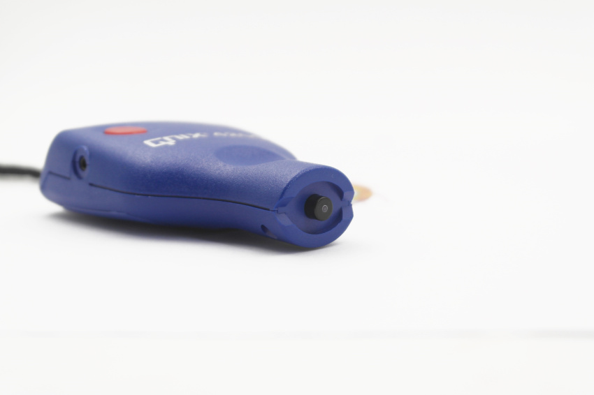 QNIX Nix 4200 Magnetic Induction Coating Thickness Gauge