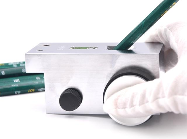 How does the pencil Hardness Tester test the hardness of coated insulating glass? Picture 1