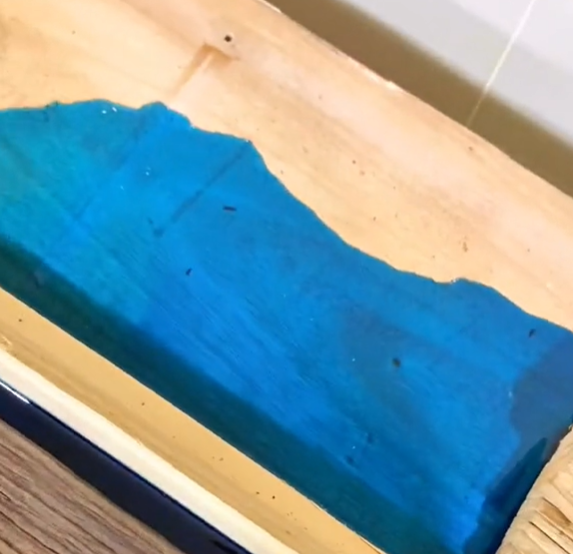 What is epoxy resin?  Picture 1