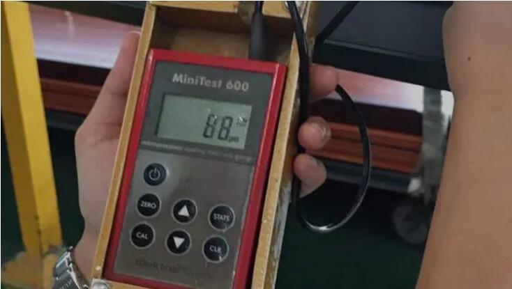 Figure 16 of the new solution for non-contact film thickness measurement before the product enters the oven