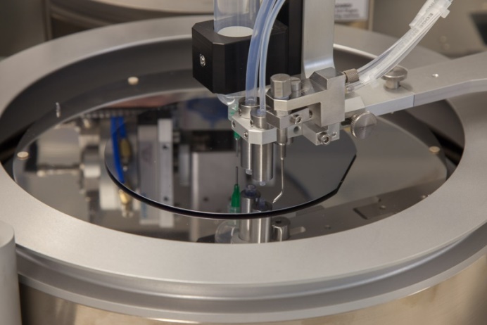 What are the coating methods for resist? With picture 1