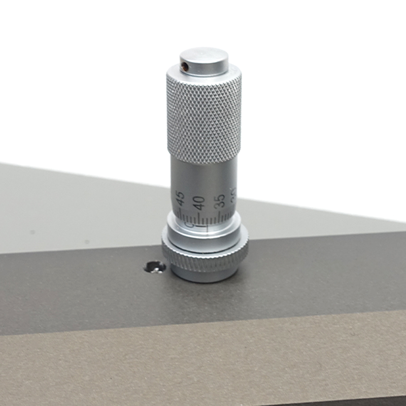 A detailed description of the adjustable Film Applicator with Figure 3