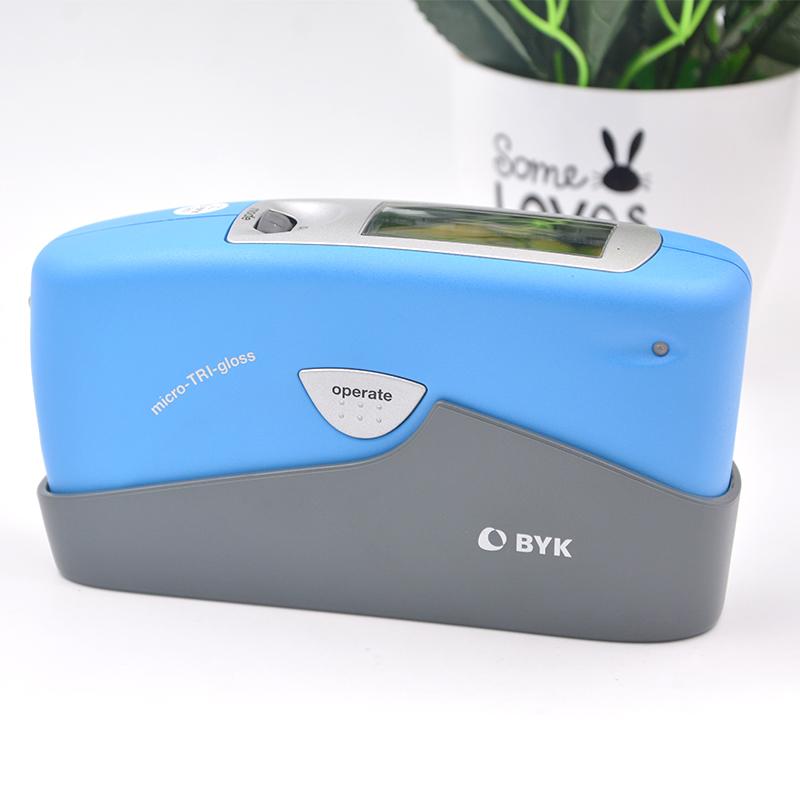 The application of gloss meter in the detection of wood board gloss 1