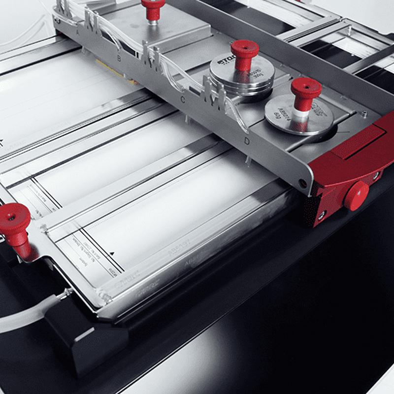 Figure 1 of the wash resistance instrument for testing the wash resistance of coatings