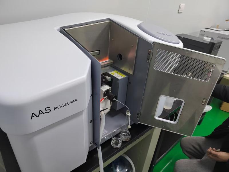 The principle, structure and characteristics of atomic absorption spectrometer are shown in Figure 1