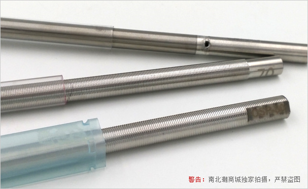 Why does the smaller the RDS coating rod look more gray and black, feeling "oxidized"?  Picture 2