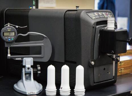 X-Rite's inspection application in the plastics industry (PennColor case study) with Figure 1