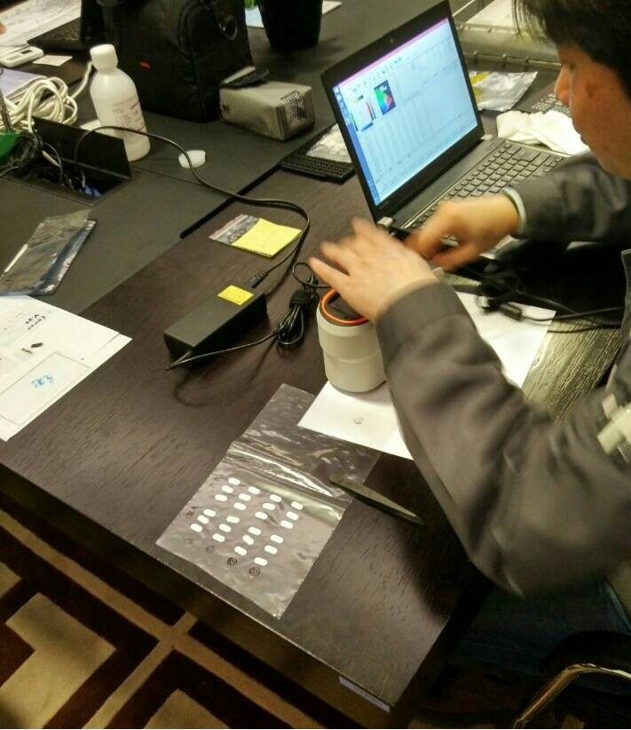 Spectroscopic Colorimeter is used for color inspection of mobile phone fingerprint chip with picture 2