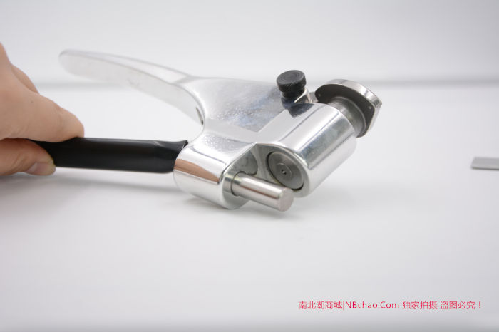 Appreciation of beautiful pictures of Webster Model b portable Hardness Tester with picture 3