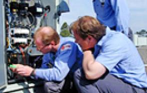 Energy Performance Monitoring - Round Table Discussion UX90-006M Picture 1