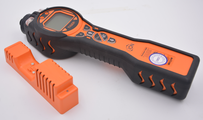 Allows you to easily use the ion science tiger VOC Detector with picture 1