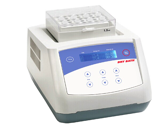 A constant temperature Dry Bath TU-100 display