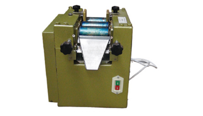 What grinding slurry composition is suitable for the three-roll mill?  Picture 5