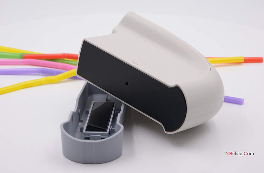 What is the difference between 3ntech HG series gloss meters?  Picture 2