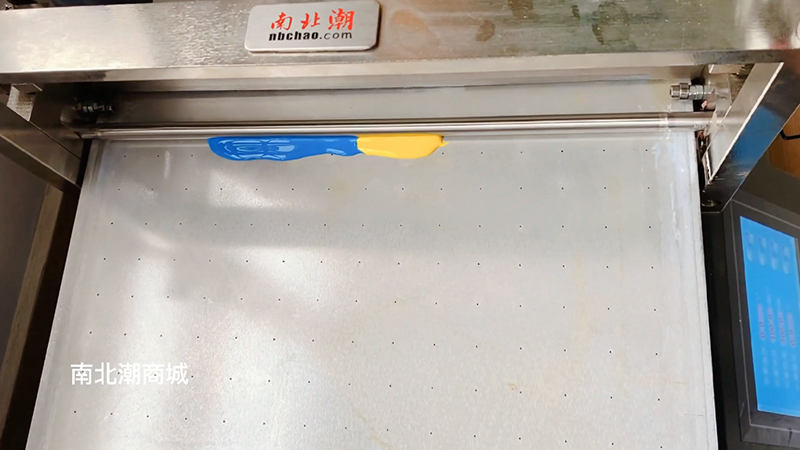 How does the automatic film coating machine make the film dry faster without drying?  Picture 2