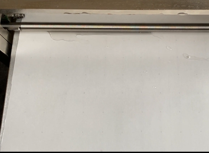 The solution of glue coating on the release film [coating machine] with picture 2