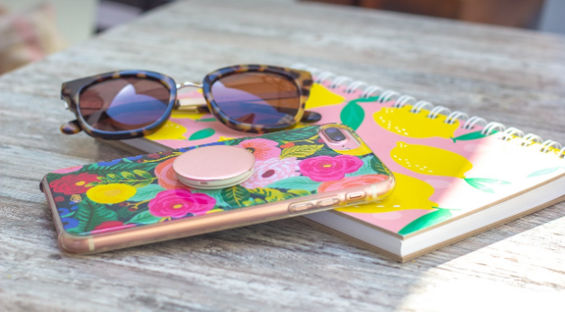 浅析紫外线老化试验箱在手机外壳的应用配图2