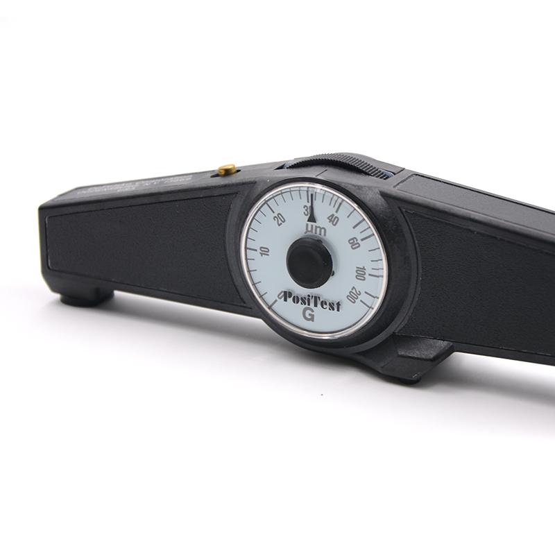 Banana-type Thickness Gauge